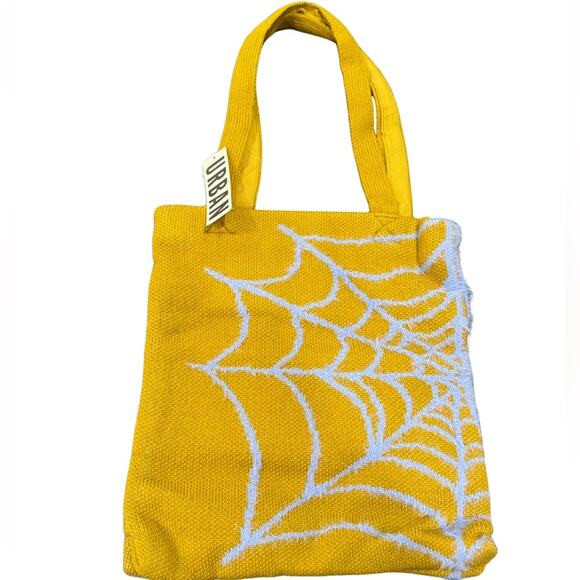 Urban Outfitters SpiderWeb Knit Ellie Icon Tote Bag - Picture 1 of 5